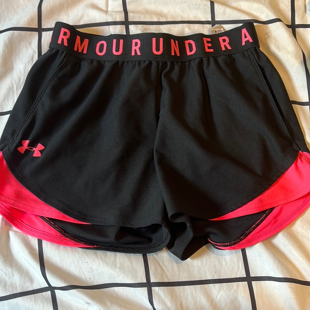 Under armor shorts pink and back size small